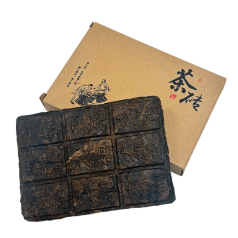 chernyj-chaj-da-hun-pao-plitka