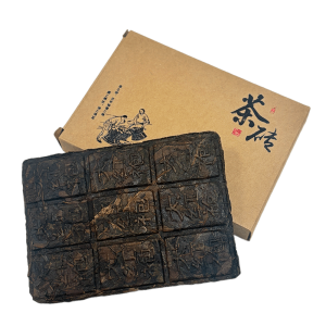 chernyj-chaj-da-hun-pao-plitka-100g