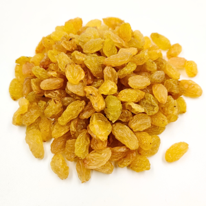 vishnja-sushena-z-fundukom